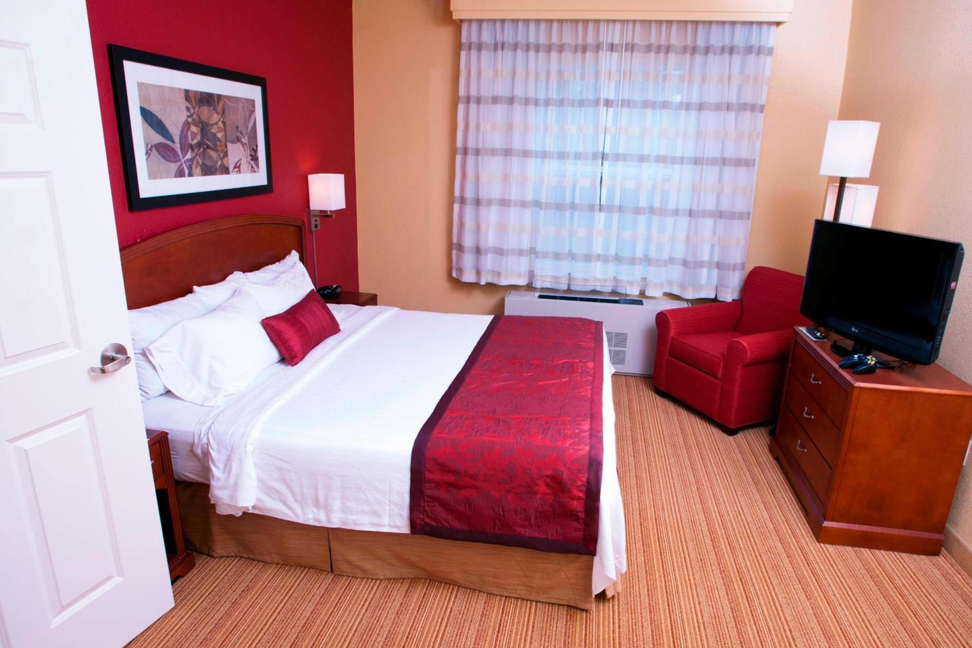 Courtyard Middlebury Hotel Екстериор снимка