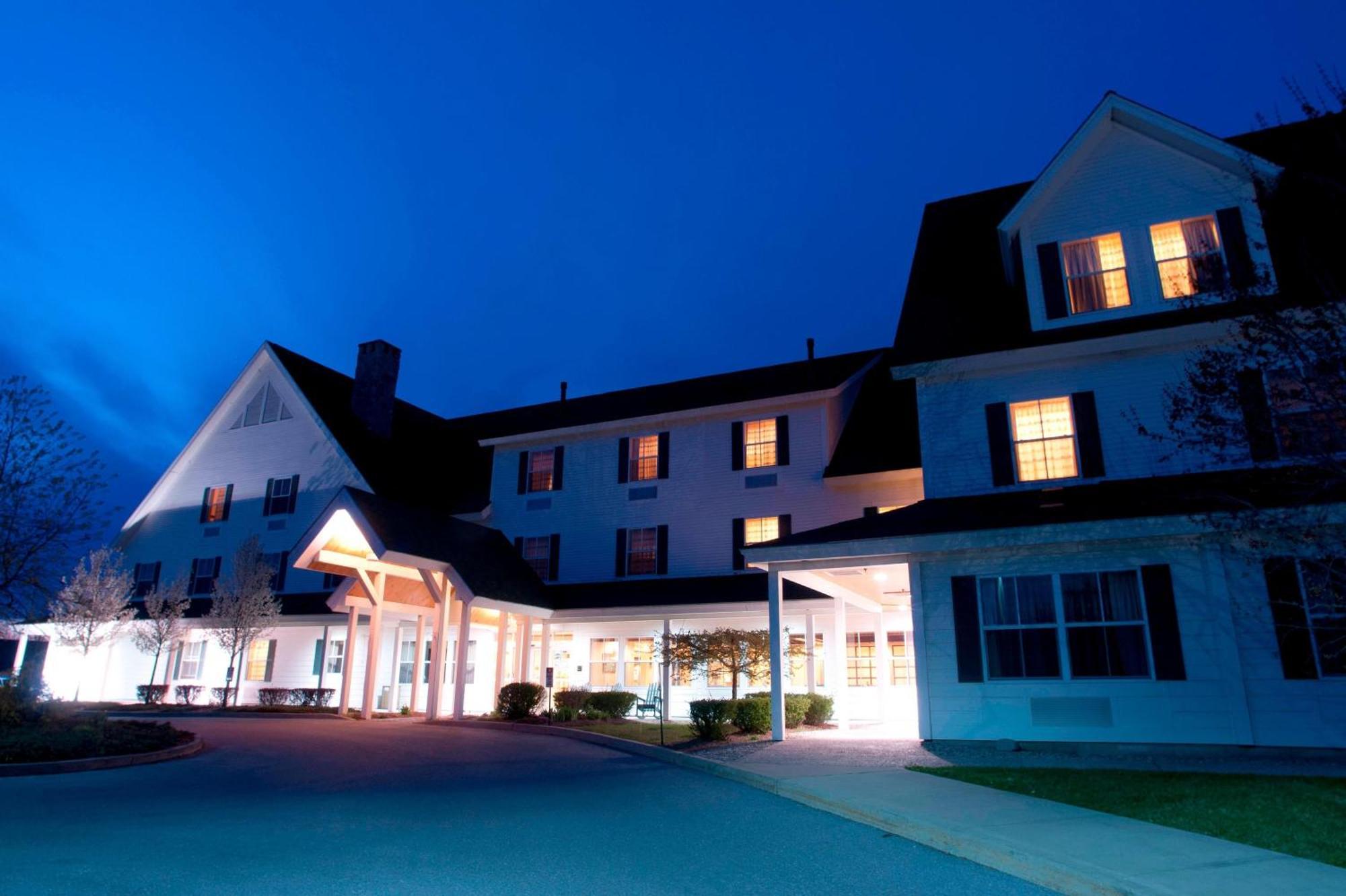 Courtyard Middlebury Hotel Екстериор снимка